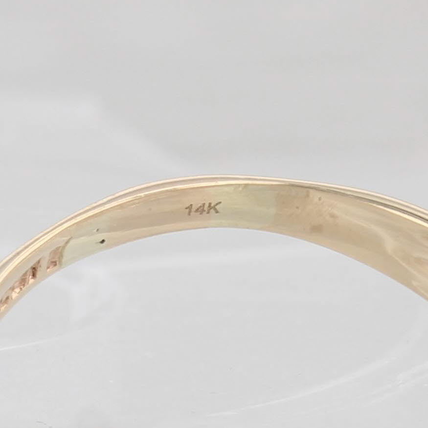 Light Gray 0.15ctw Diamond Heart Ring 14k Yellow Gold Size 7.25