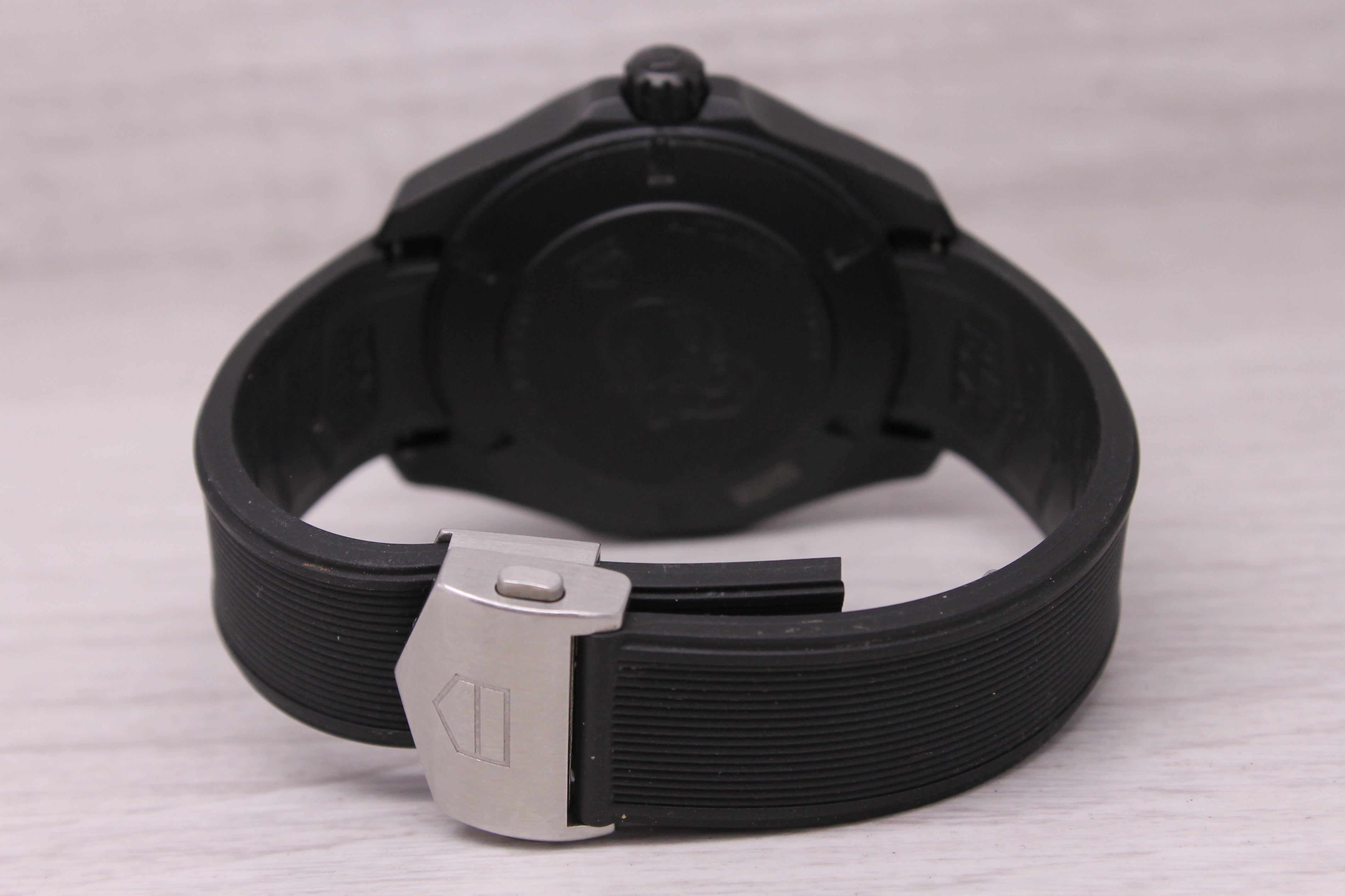 Tag Heuer Aquaracer Calibre 5 Black Titanium Mens Automatic Divers Watch WAY208C