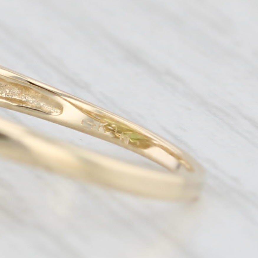 Light Gray 1.96ctw Peridot 3-Stone Ring 14k Yellow Gold Size 7.75 Diamond Accent