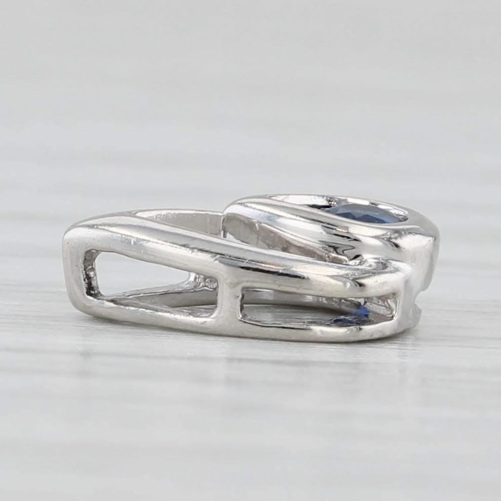 Light Gray 0.10ctw Small Blue Sapphire Teardrop Pendant 900 Platinum