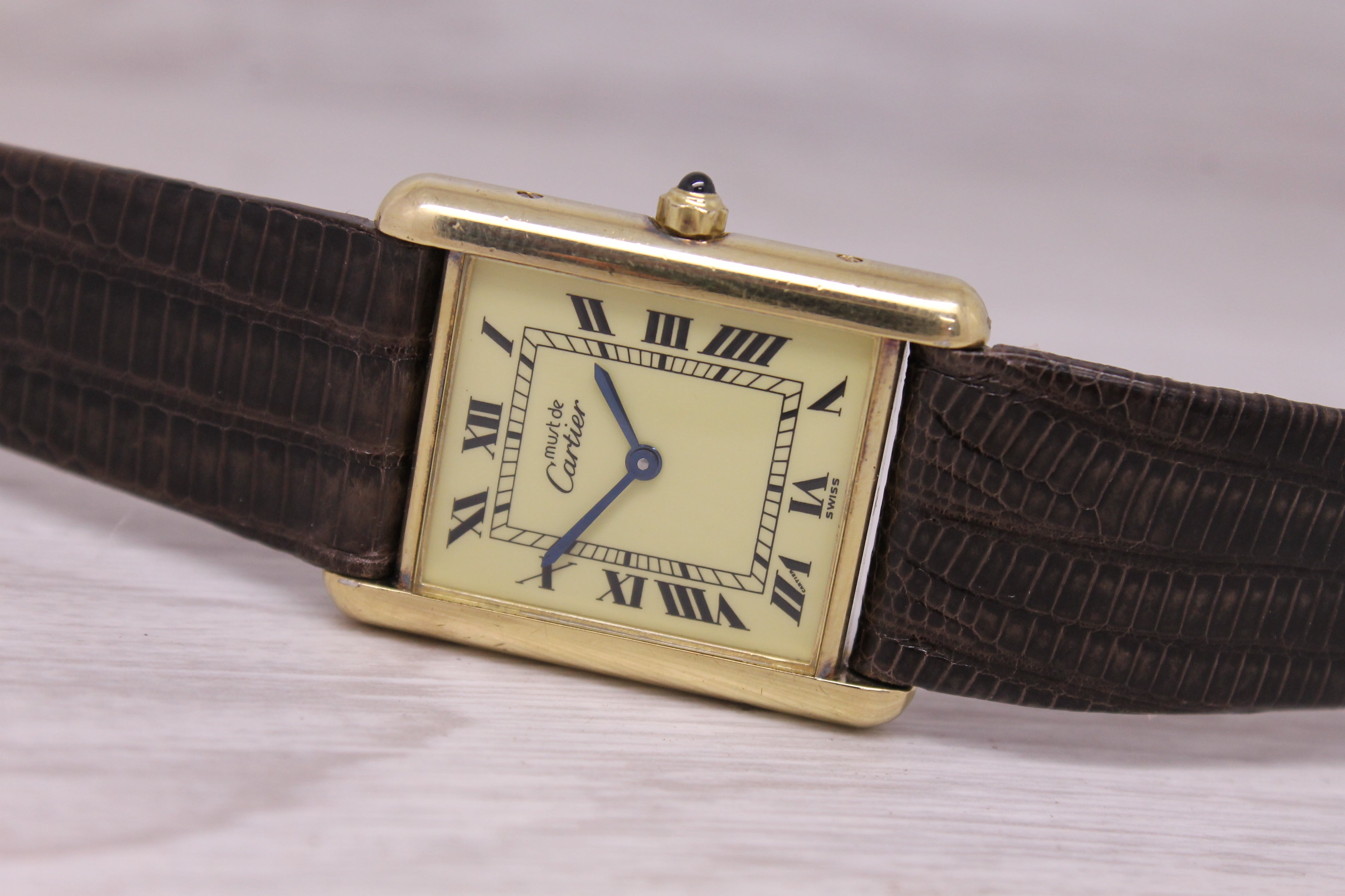 Vintage Must de Cartier Tank 23.5mm Gold Plated 925 Paris Quartz Wrist Watch