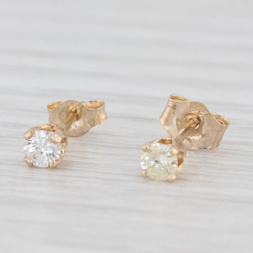 Light Gray 0.18ctw Diamond Round Solitaire Stud Earrings 14k Yellow Gold