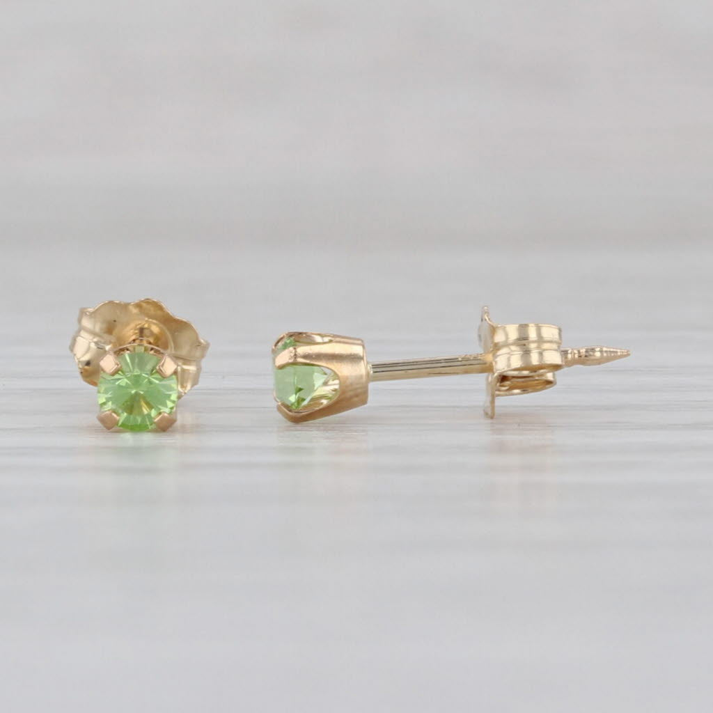 Light Green Glass Imitation Peridot Stud Earrings 14k Yellow Gold Studs