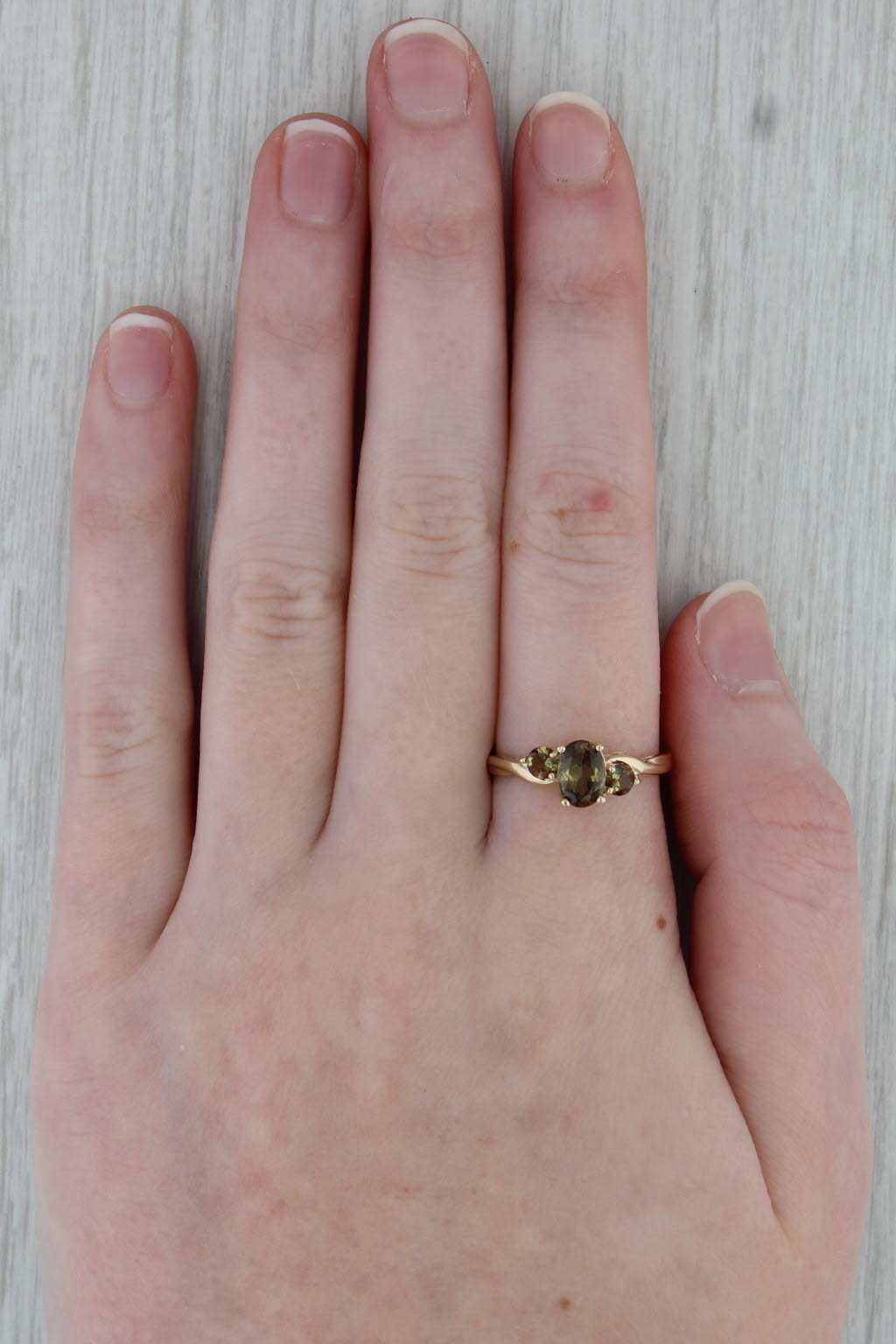 0.78ctw Green Brown Oval Andalusite 14k Yellow Gold Size 8
