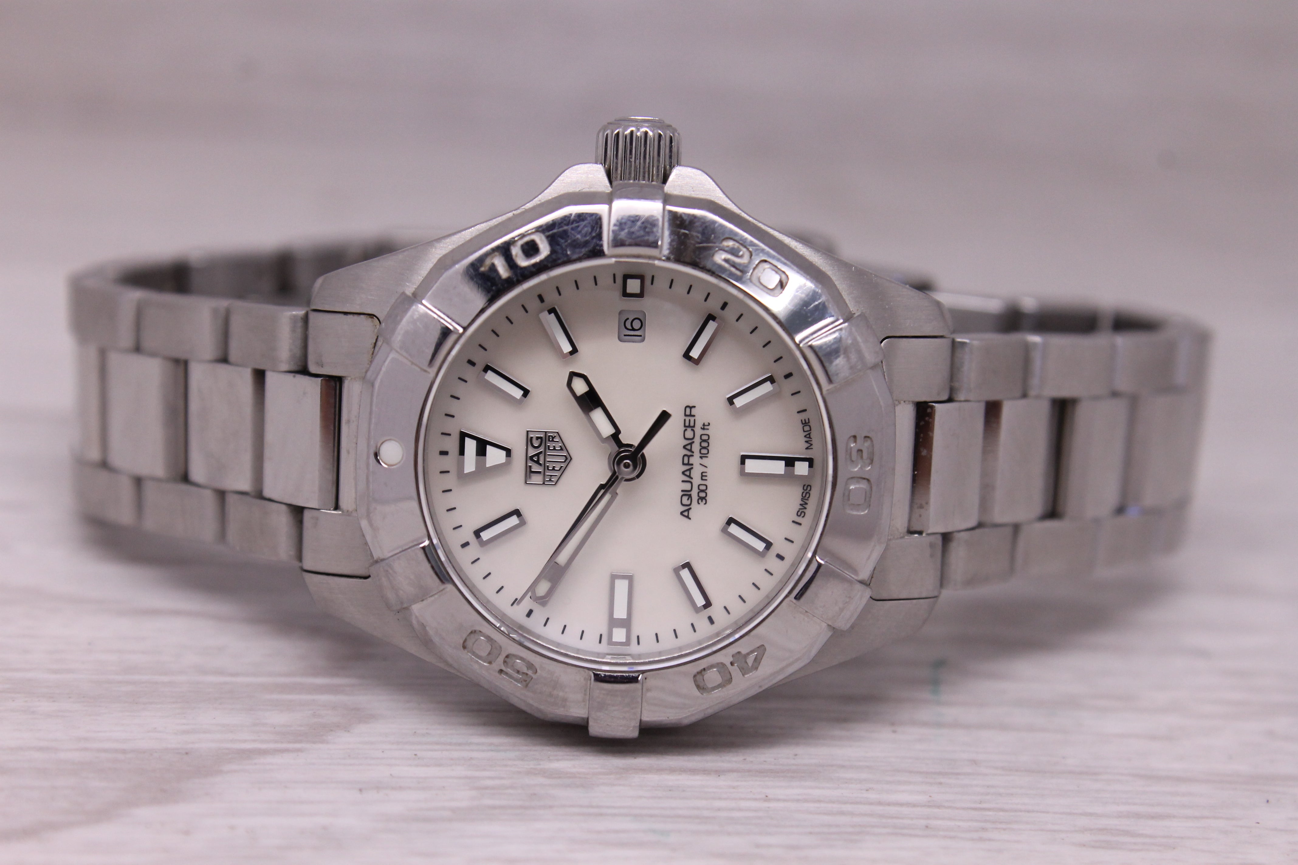 Tag Heuer Ladies Aquaracer Quartz Watch 27.5mm WBD1411 MOP Dial Swiss Date Box