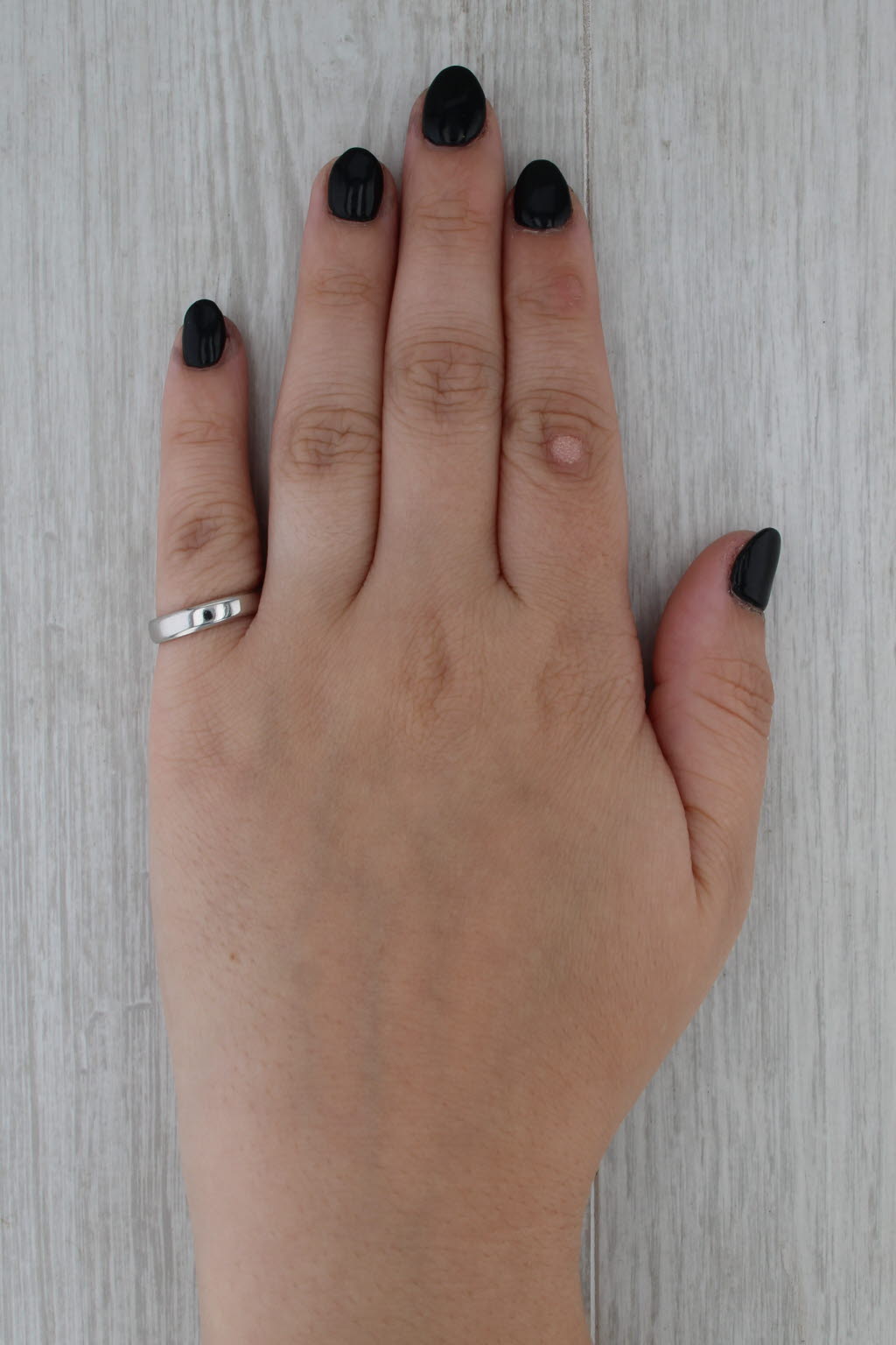 Classic Platinum Wedding Band Size 5.5-5.75 Ring Stackable