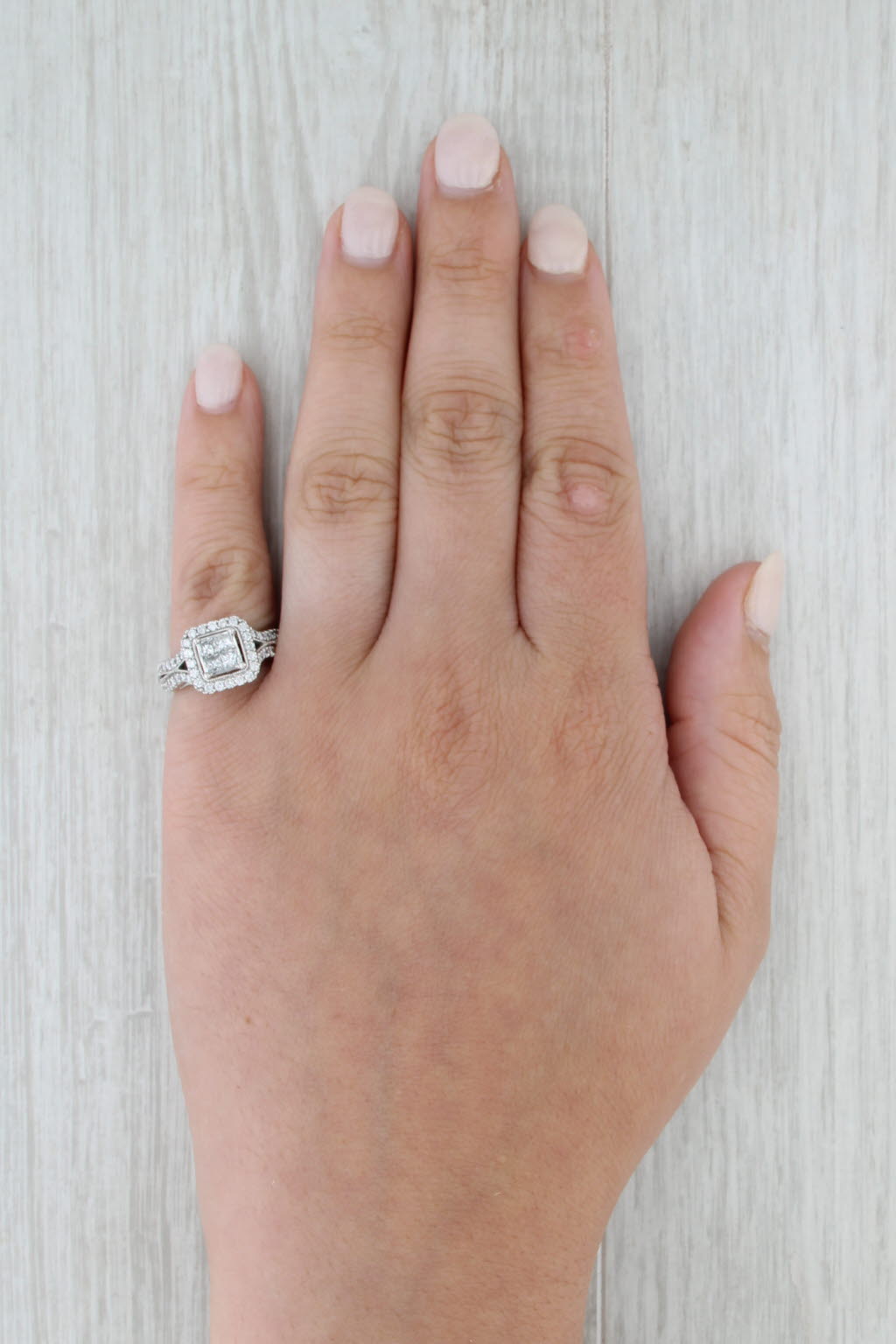0.90ctw Princess Diamond Halo Engagement Ring 14k White Gold Size 5.25