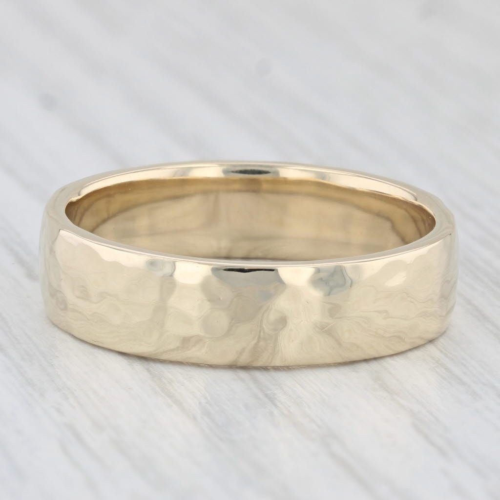 Light Gray Men's Hammered Wedding Band 10k Yellow Gold Size 12.5 Ring