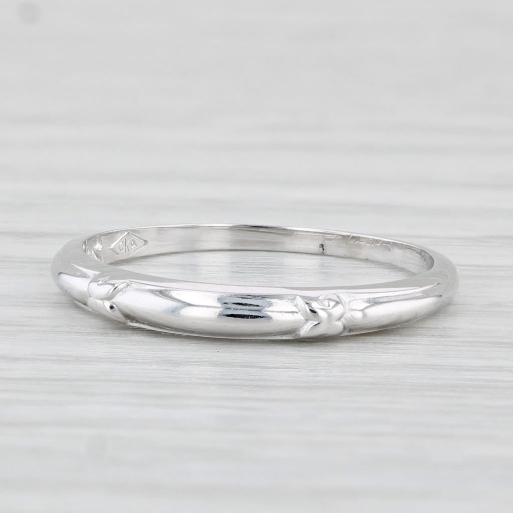 Light Gray Vintage Wedding Band 18k White Gold Size 5.25 Stackable Ring