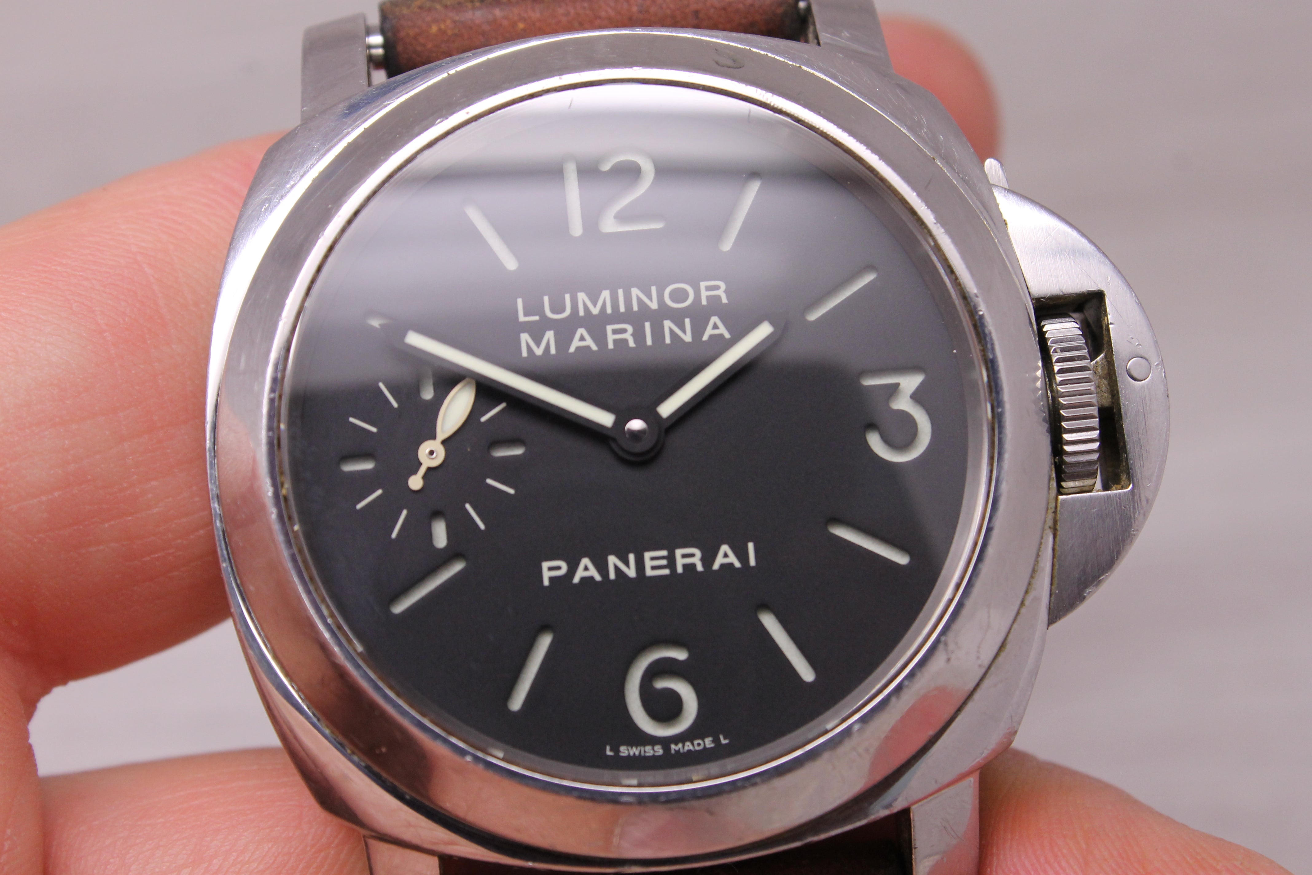 Panerai Luminor Marina PAM111 Mens 44mm Steel Manual Watch Sandwich Dial 00111