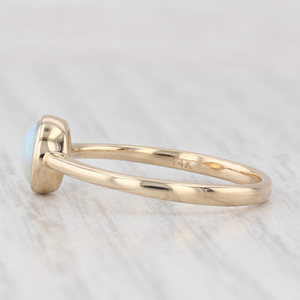 Light Gray Parle Round Opal Cabochon Solitaire Ring 14k Yellow Gold Size 7