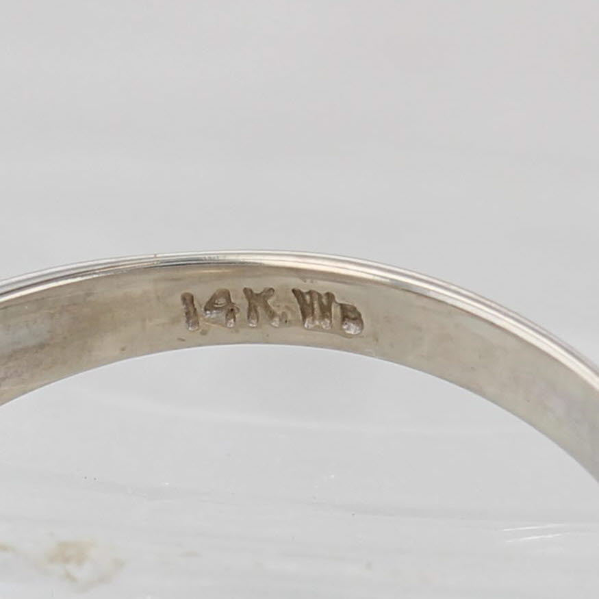 Light Gray Vintage 0.70ctw Tanzanite Ring 14k White Gold Size 6