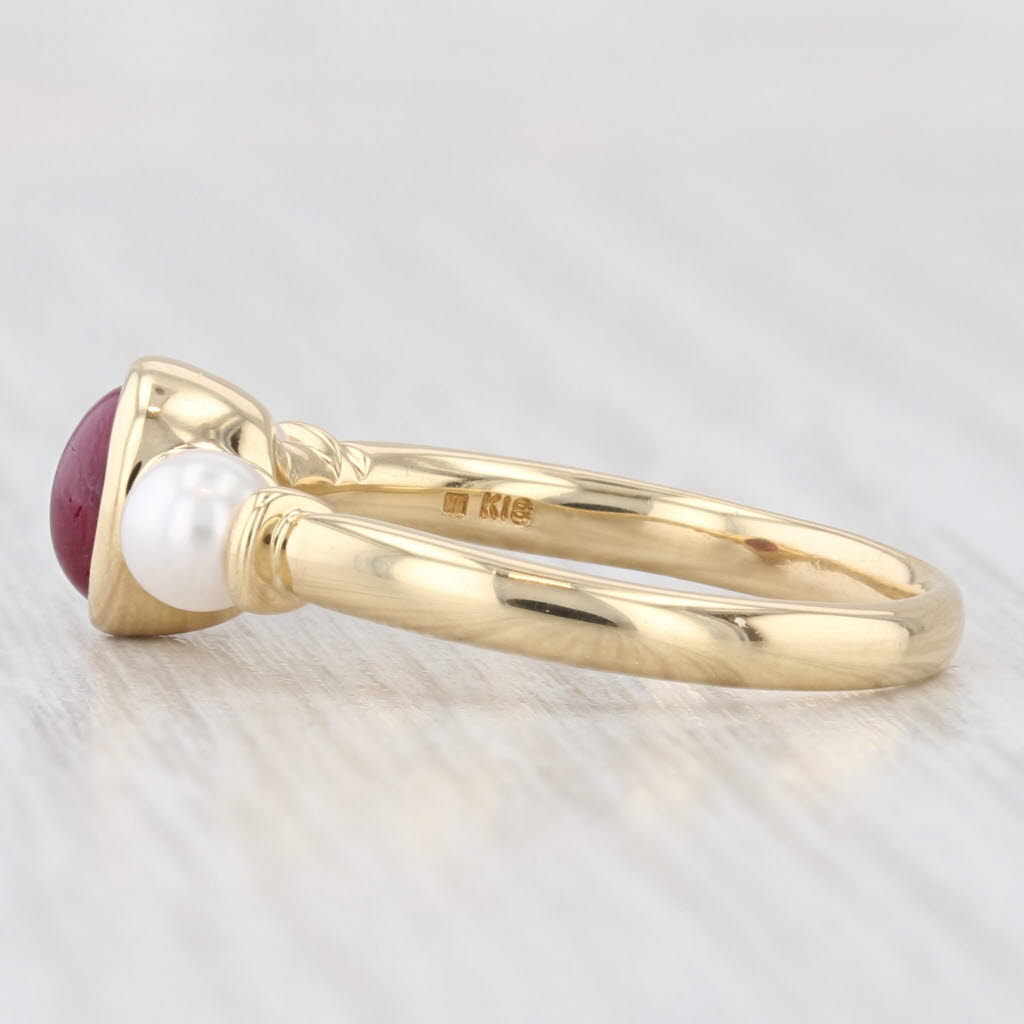 Light Gray Ruby Cabochon Cultured Pearl Ring 18k Yellow Gold Size 6.5