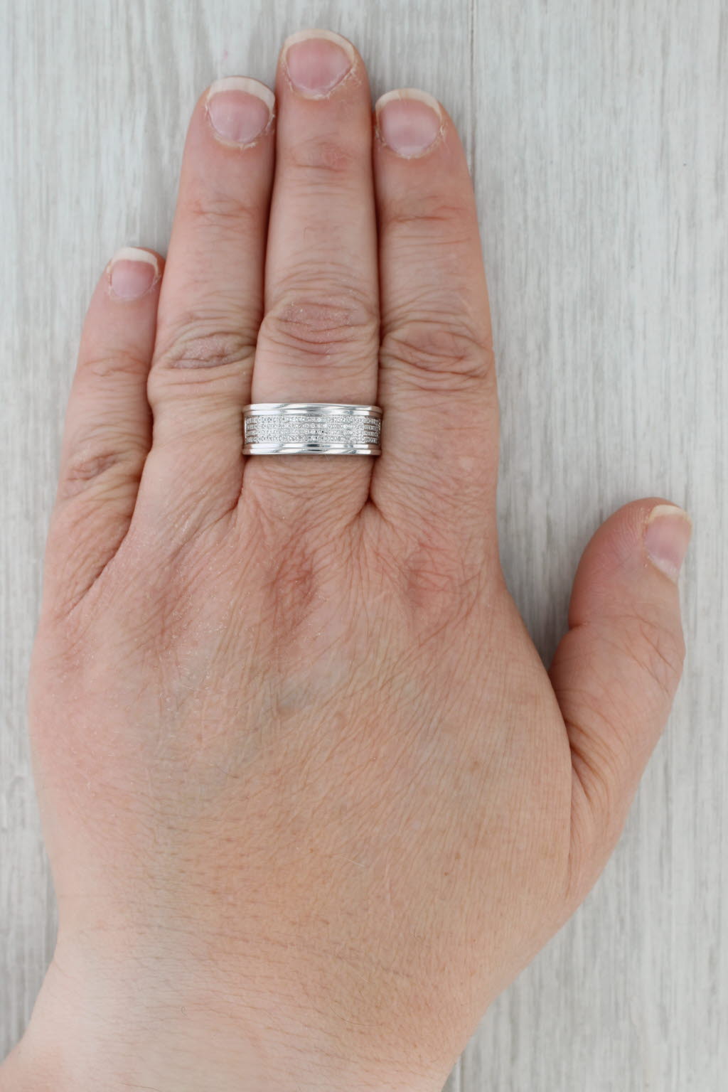 Dark Gray 0.32ctw Diamond Men's Wedding Band 10k White Gold Size 10.5