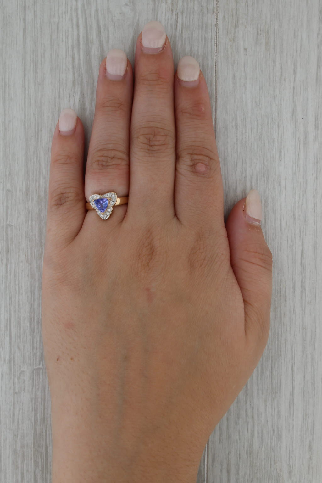 0.61ctw Tanzanite Diamond Halo Ring 14k Yellow Gold Size 6