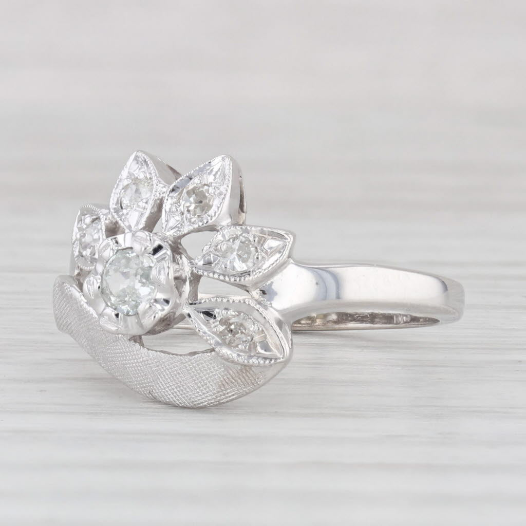 Light Gray 0.20ctw Diamond Flower Ring 14k White Gold Size 6