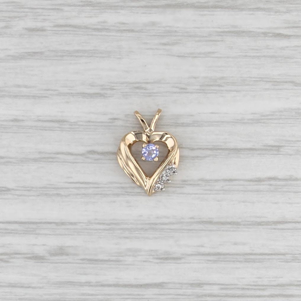 0.11ctw Tanzanite Diamond Heart Pendant 10k Yellow Gold