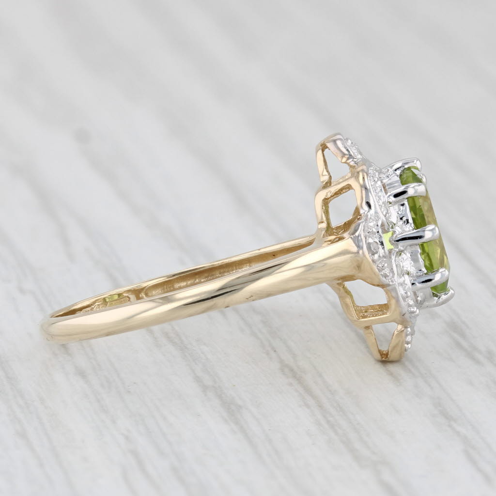 Light Gray 1.37ctw Oval Peridot Diamond Ring 9k Yellow Gold Size 8.75