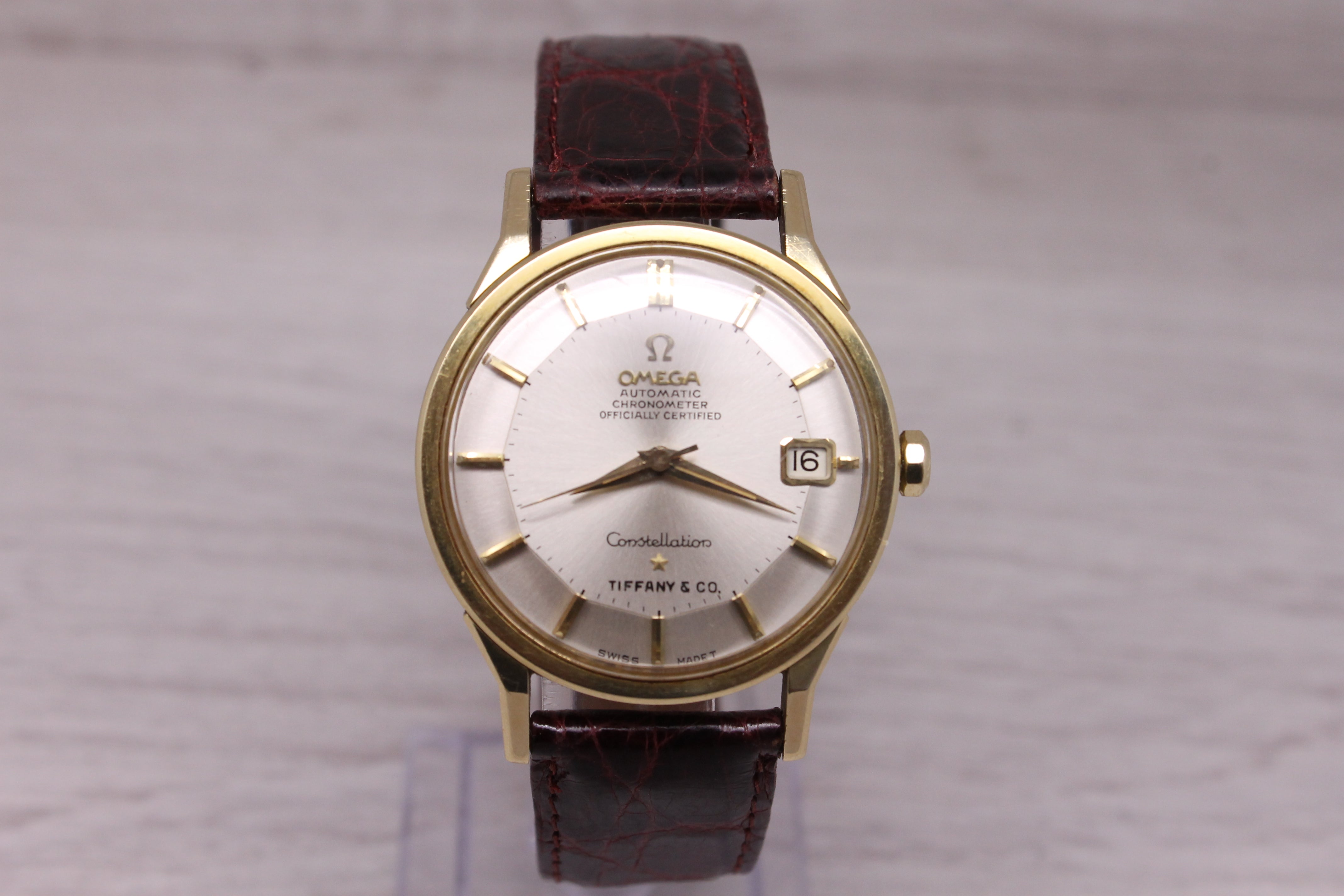 Vintage 1967 Omega Constellation 14k Solid Gold 168.005 Dogleg w/ Tiffany Dial