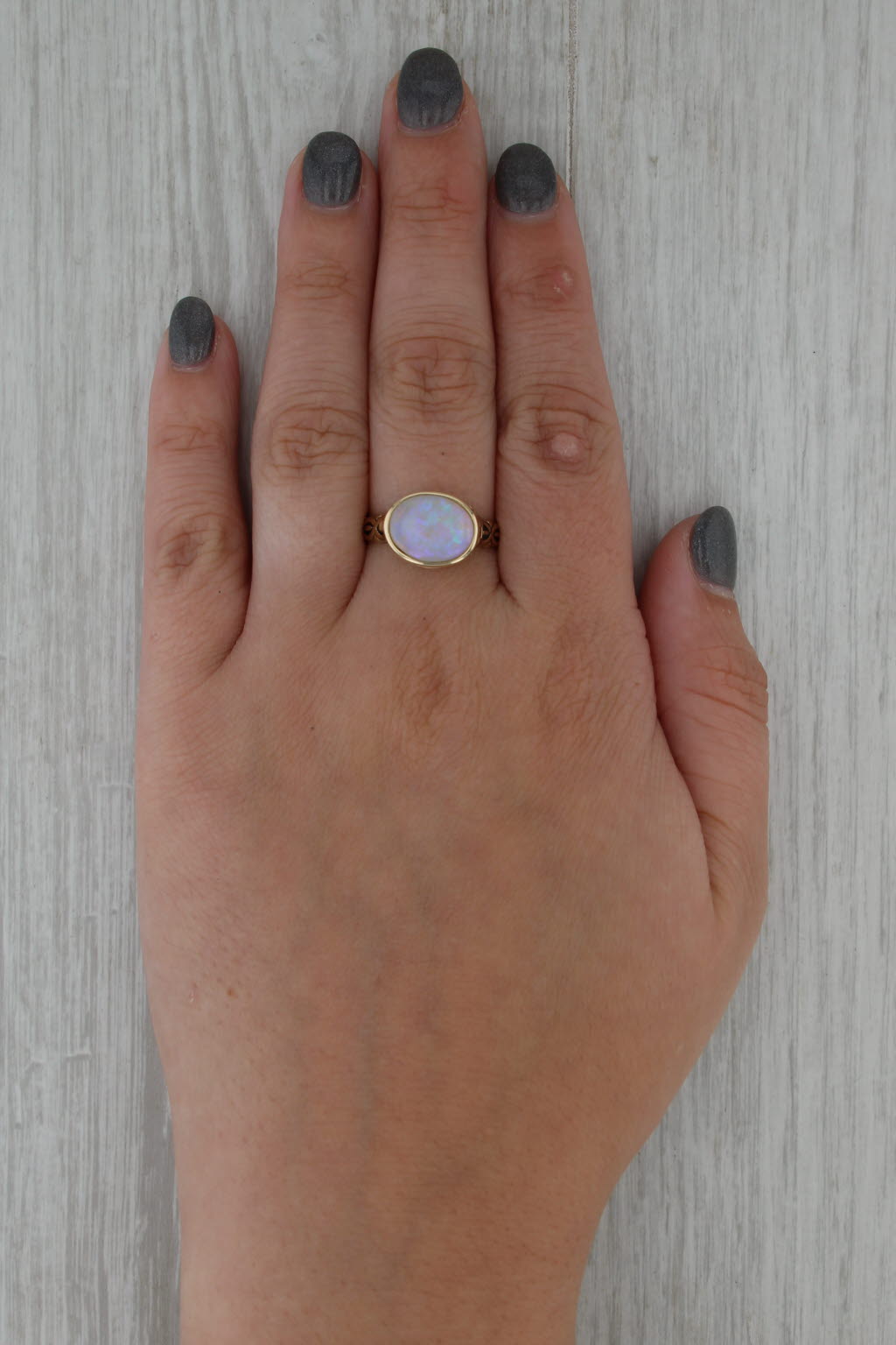 Vintage Opal Snuff Poison Ring 14k Yellow Gold Size 9 Oval Cabochon Solitaire