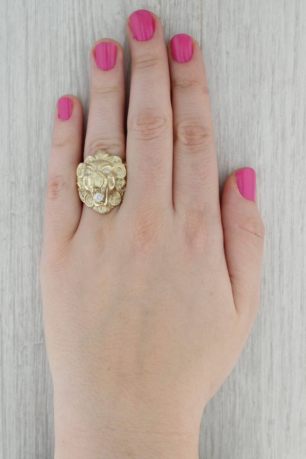 Dark Gray 0.29ctw Diamond Roaring Lion Ring 14k Yellow Gold Size 10