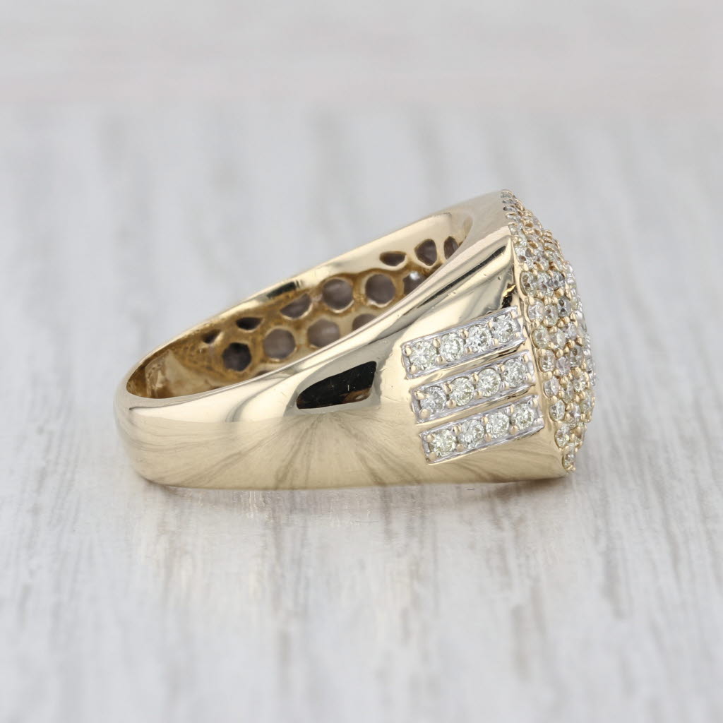 1.26ctw Diamond Cluster Halo Ring 10k Yellow Gold Size 9.75