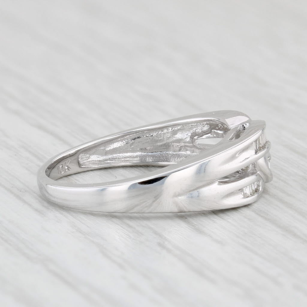 Light Gray 0.25ctw Diamond Knot Ring 10k White Gold Size 7 Wedding Band