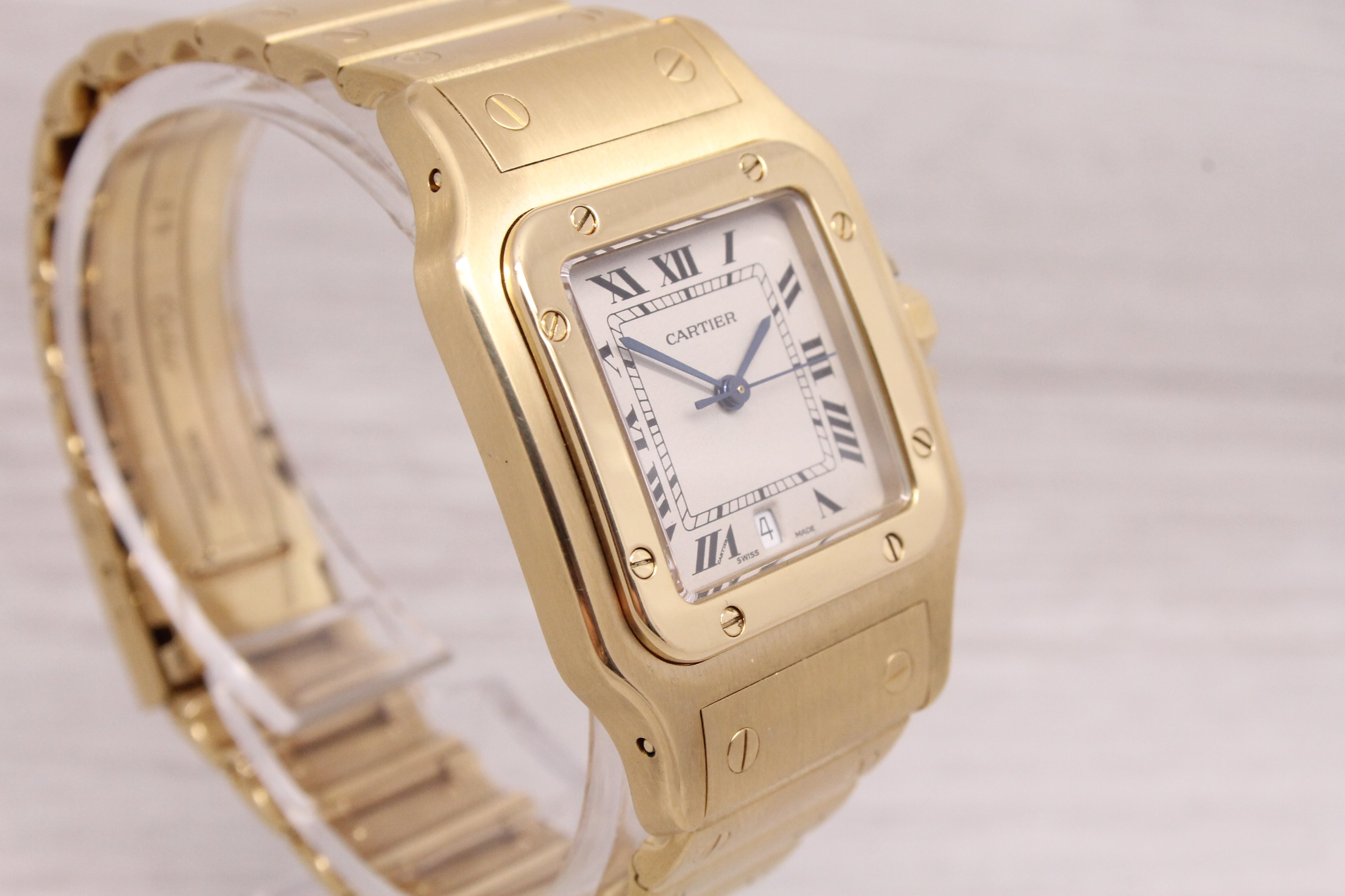 Gray Cartier Santos Galbee 18k Yellow Gold 29mm Quartz Watch ref.887901