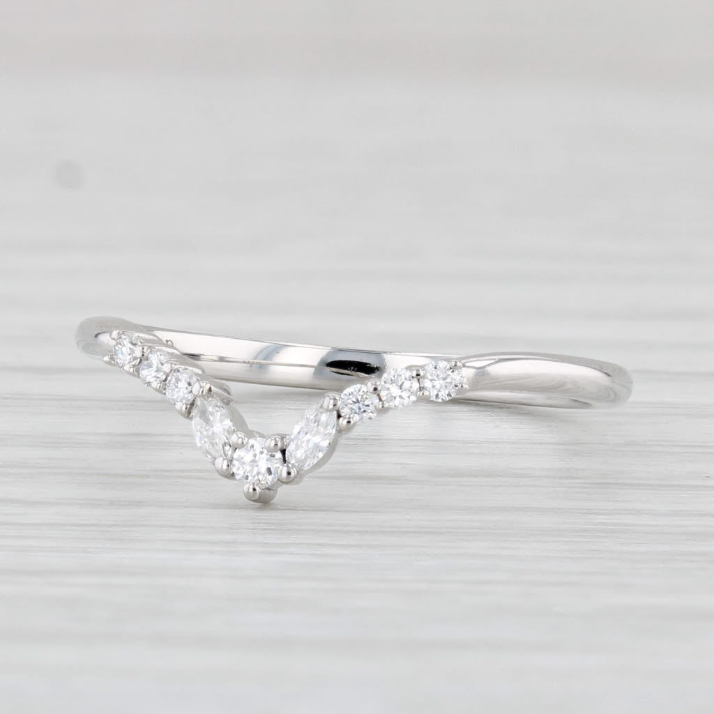 Light Gray New Contoured 0.15ctw Diamond Ring 14k White Gold Wedding Band Guard Size 6.75