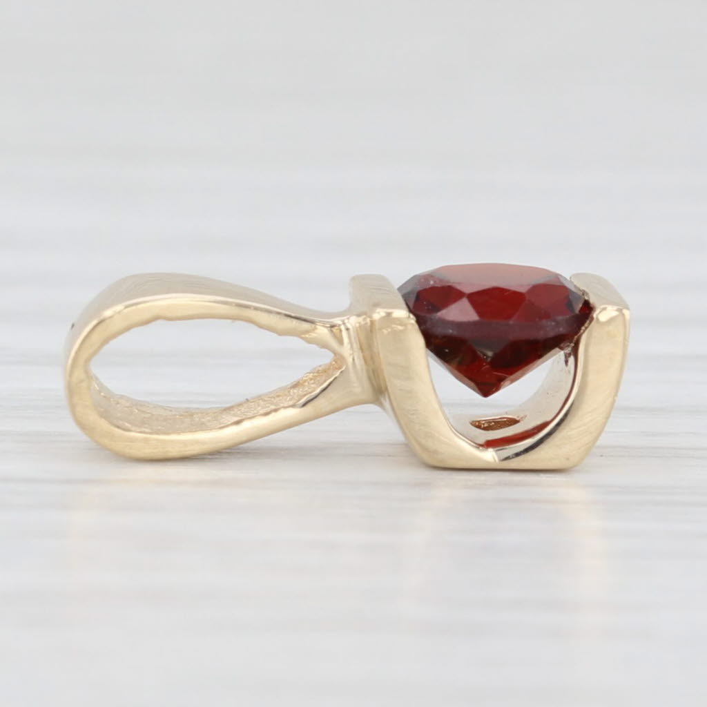 Light Gray 0.94ct Round Garnet Solitaire Pendant 14k Yellow Gold Small Drop