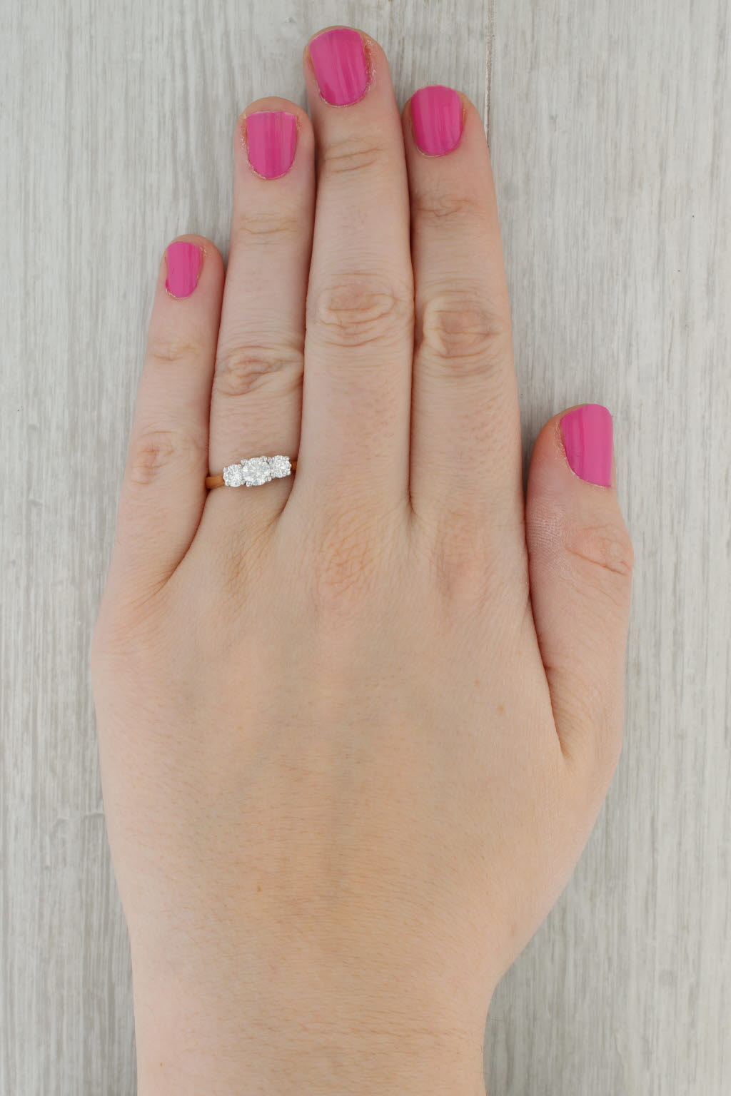 Dark Gray 1.06ctw Oval 3-Stone Diamond Engagement Ring 14k Yellow Gold Size 7.25