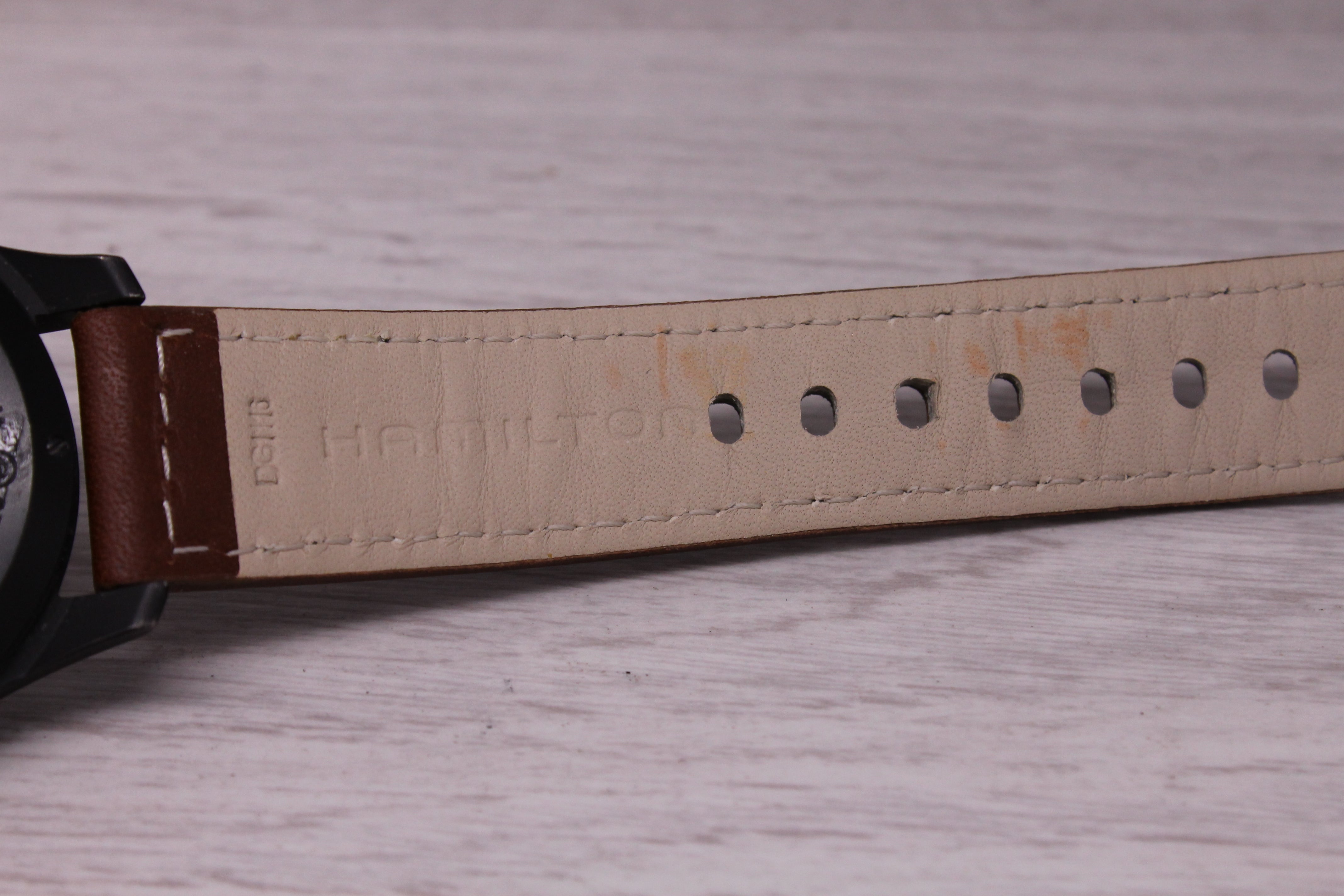 Hamilton Khaki Mens Titanium Watch 42mm Automatic Swiss Date H705750