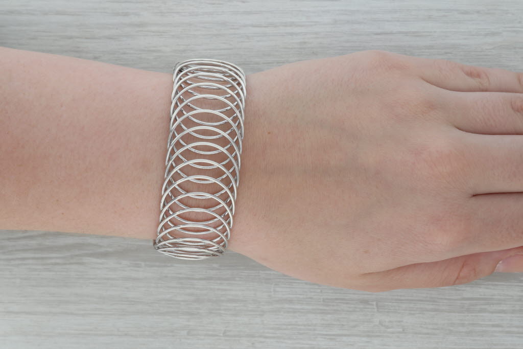 Dark Gray Spiral Linked Circles Cuff Bracelet Sterling Silver 7.75" Adjustable