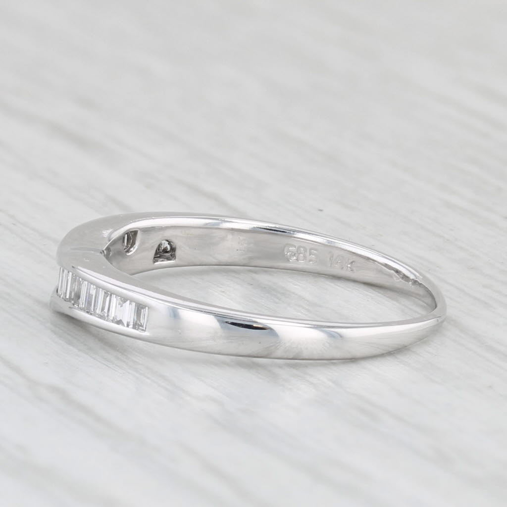 Light Gray 0.25ctw Diamond Contoured Wedding Ring 14k White Gold Size 5.75 Stackable