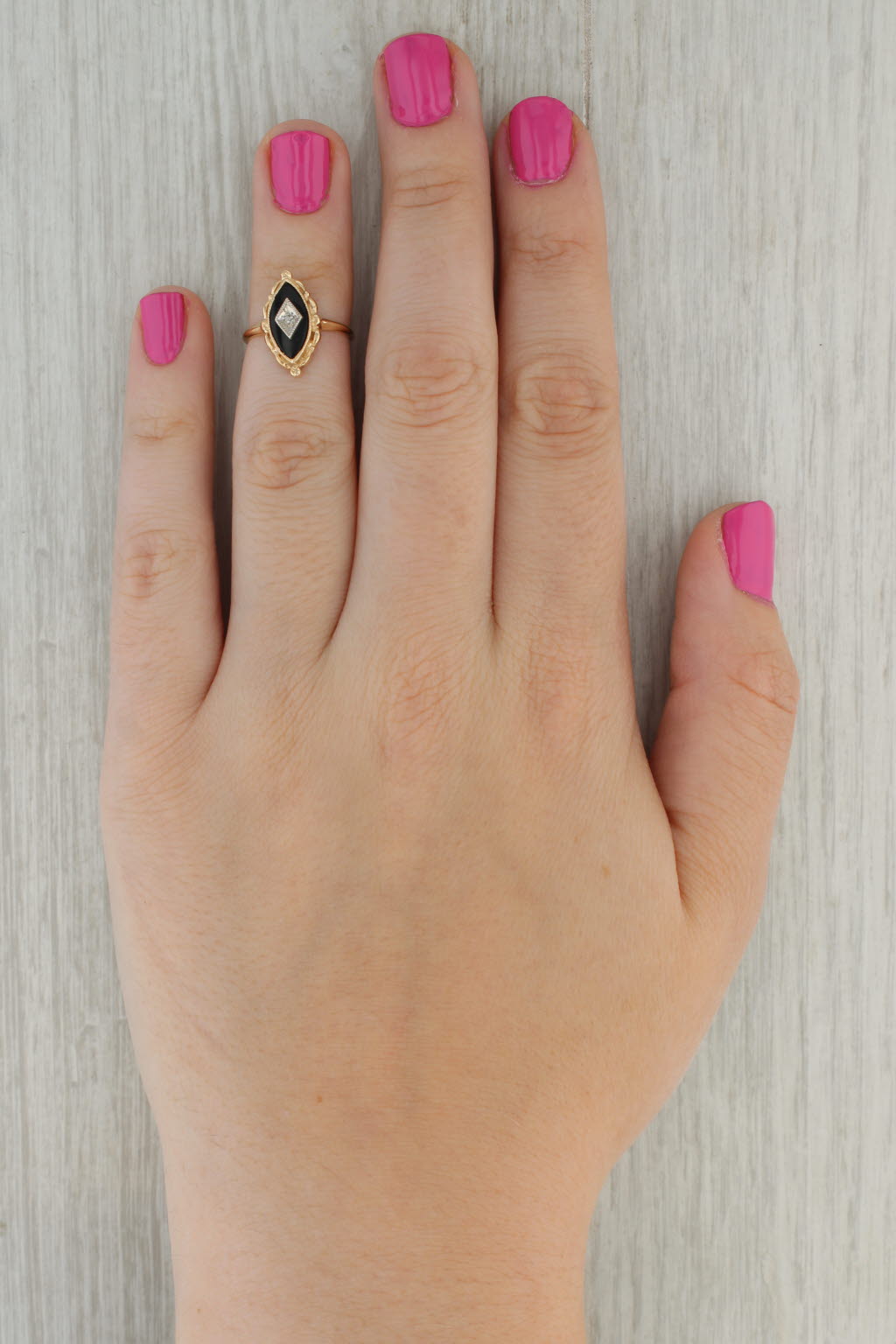 Rosy Brown Vintage Onyx Diamond Signet Ring 10k Yellow Gold Size 4.5