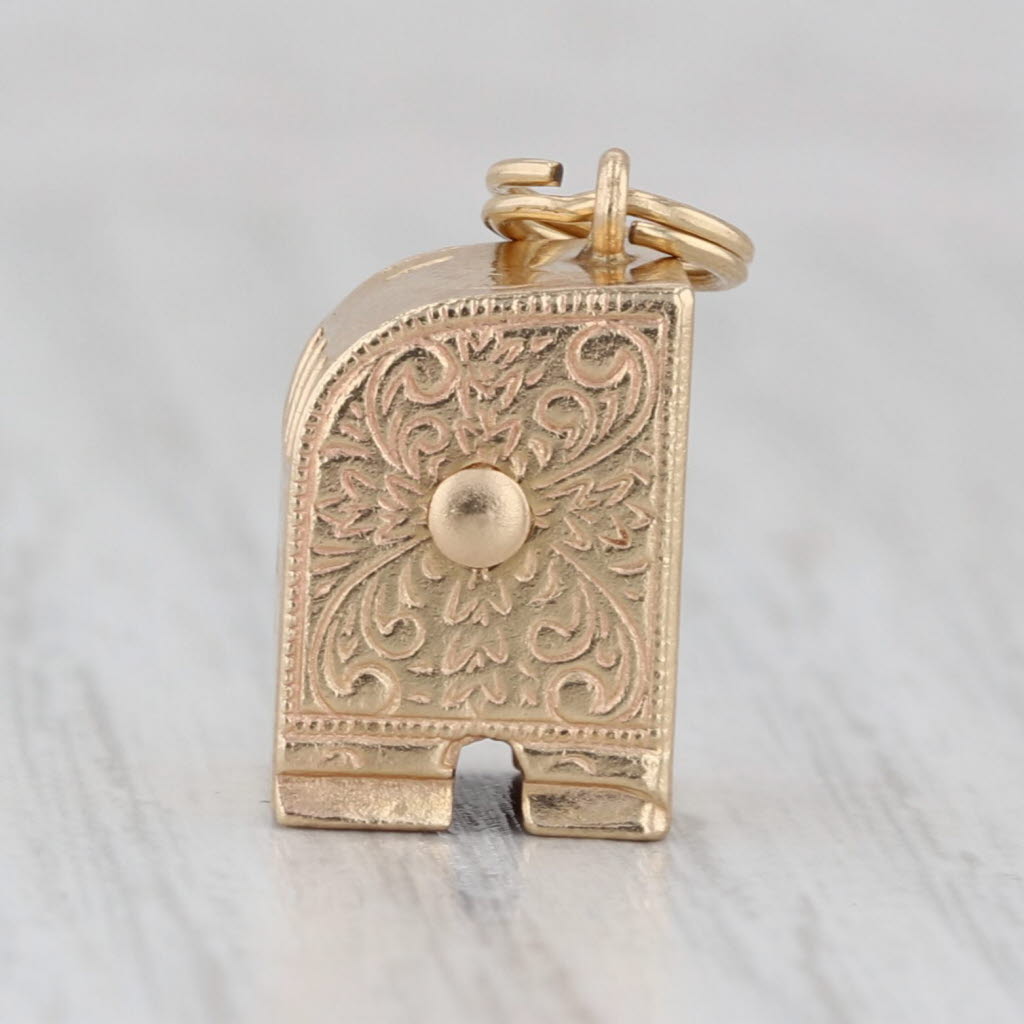 Vintage Slot Machine Charm 14k Yellow Gold Ornate Souvenir Pendant As Is