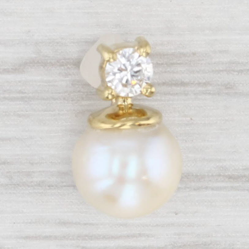 Light Gray Cultured Pearl 0.13ct Diamond Small Drop Pendant 18k Yellow Gold