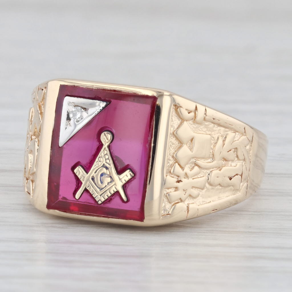 Light Gray Masonic Nugget Signet Diamond Synthetic Ruby 10K Yellow Gold Ring Size 12