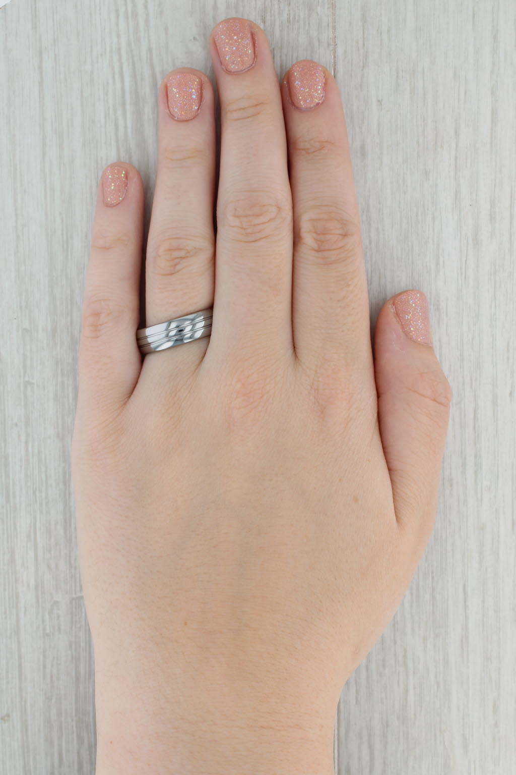 Gray New Ridged Tungsten Men's Wedding Band Size 10.5 Ring