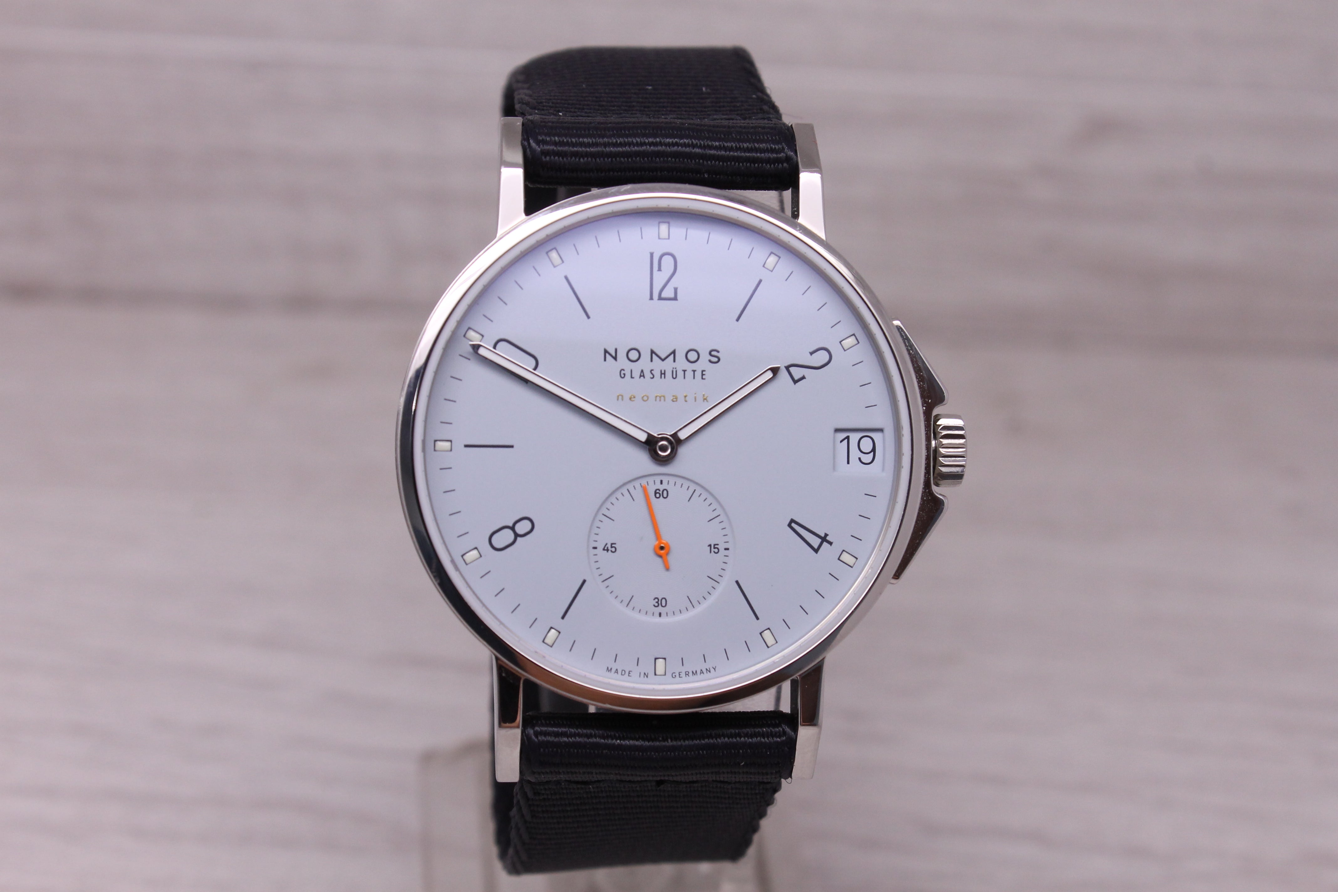 Nomos Glashutte Ahoi Neomatik 38 Date Sky Mens Steel Automatic Watch w/ Box
