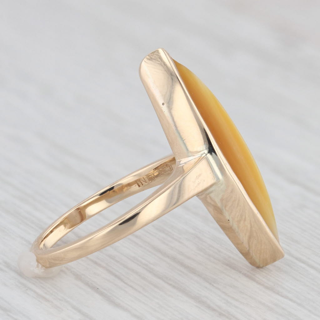 Light Gray Cellini Mother of Pearl Navette Ring 14k Yellow Gold Size 5.5 Cabochon Solitaire