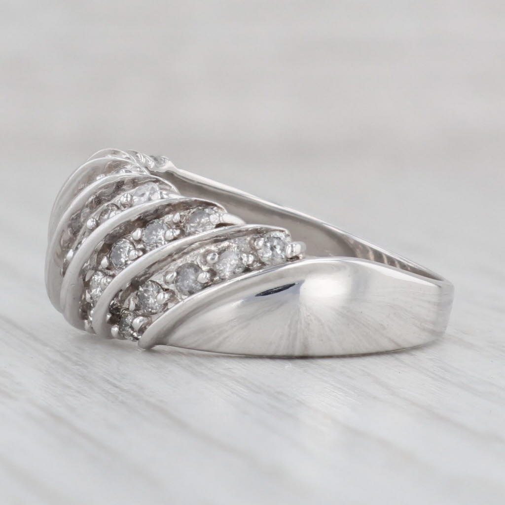 Light Gray 0.75ctw Diamond Scalloped Ring 10k White Gold Size 8