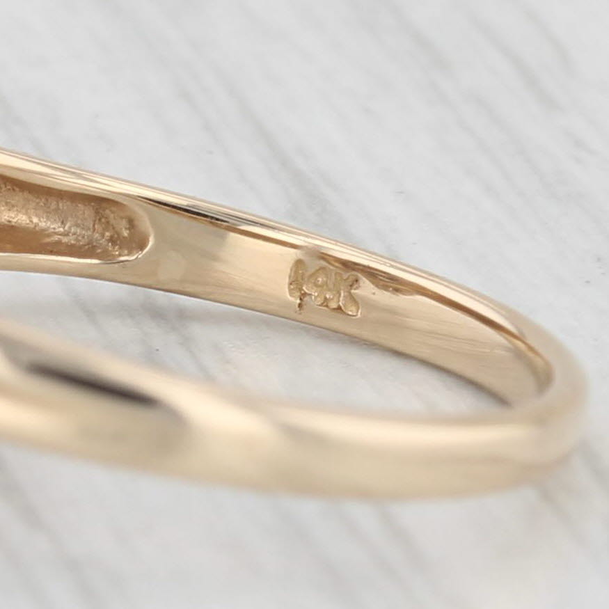 Light Gray 0.26ctw Round Diamond Bypass Engagement Ring 14k Yellow Gold Size 7