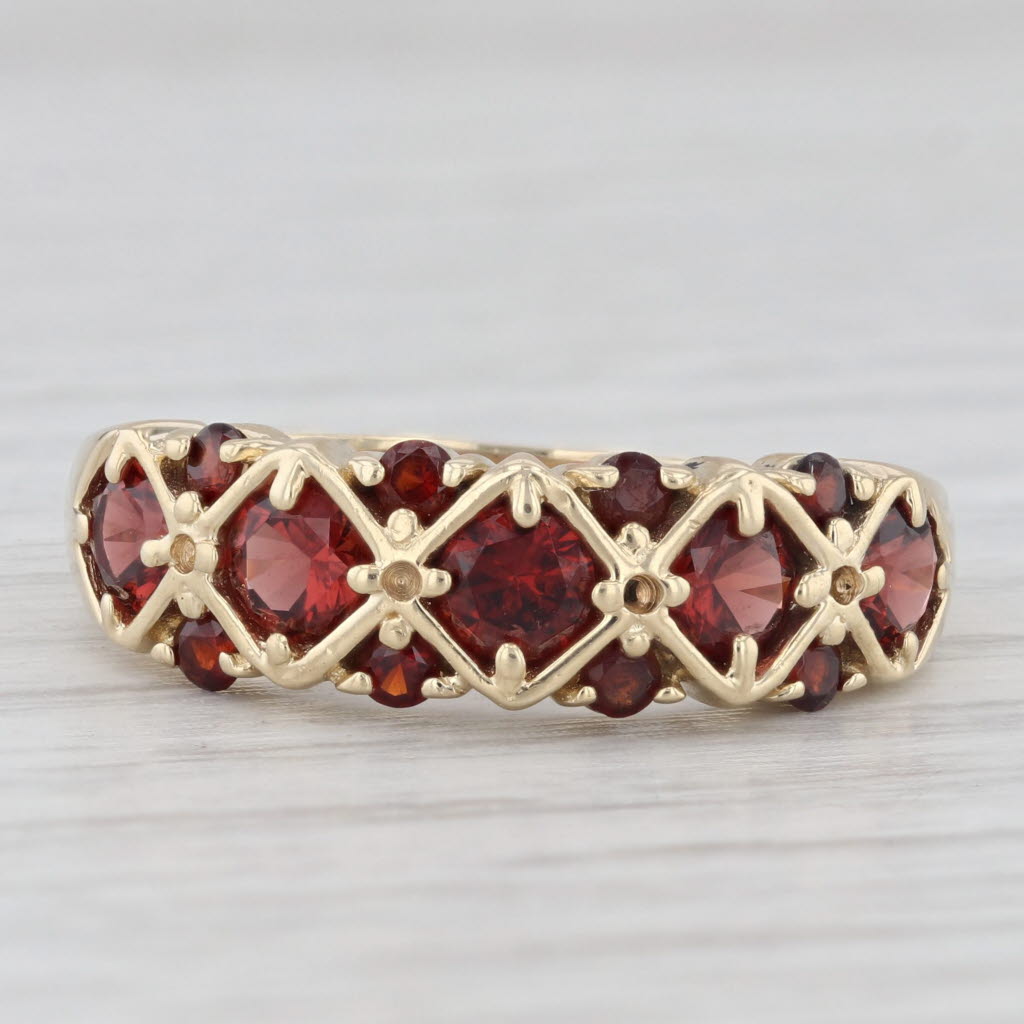 Light Gray 1.60ctw Garnet Ring 10k Yellow Gold Size 7.75 Stackable