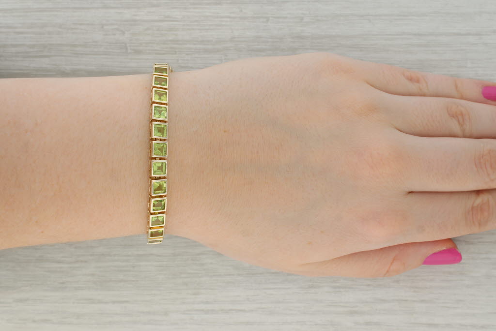 Tan 13.50ctw Peridot Tennis Bracelet 10k Yellow Gold 7.25" 6mm