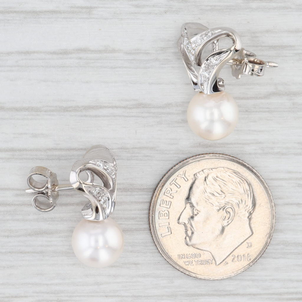 Light Gray Diamond Heart Cultured Pearl Stud Earrings 18k White Gold