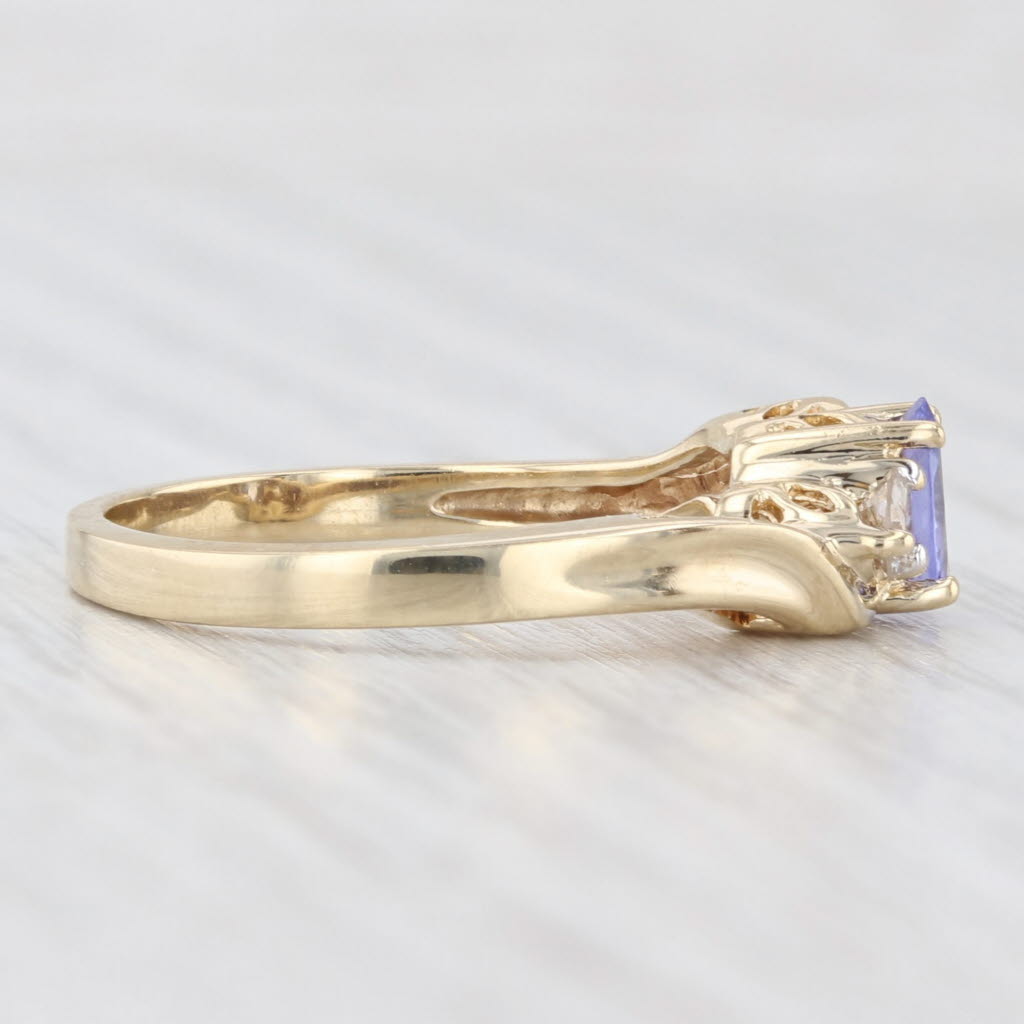 Light Gray 0.70ctw Oval Tanzanite Diamond Ring 14k Yellow Gold Size 7