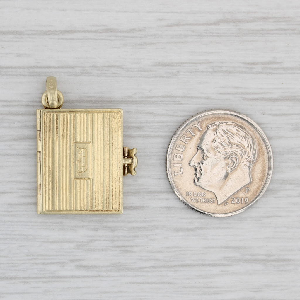 Gray Christmas Keepsake Book 14k Yellow Gold Engraved 1928 Amor Omnia Vincit Opens