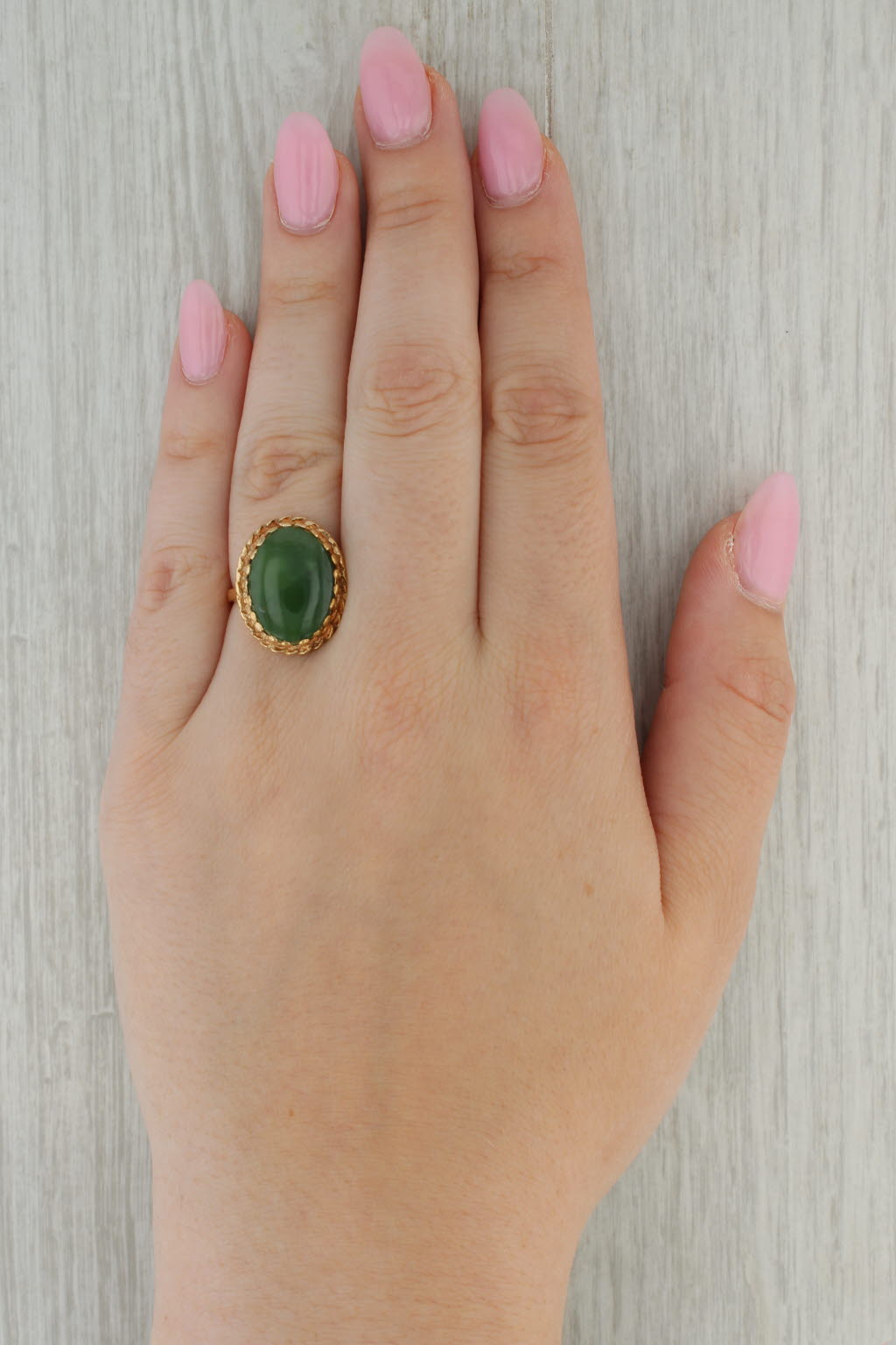Rosy Brown Green Nephrite Jade Oval Cabochon Solitaire Ring 10k Yellow Gold Size 8.25
