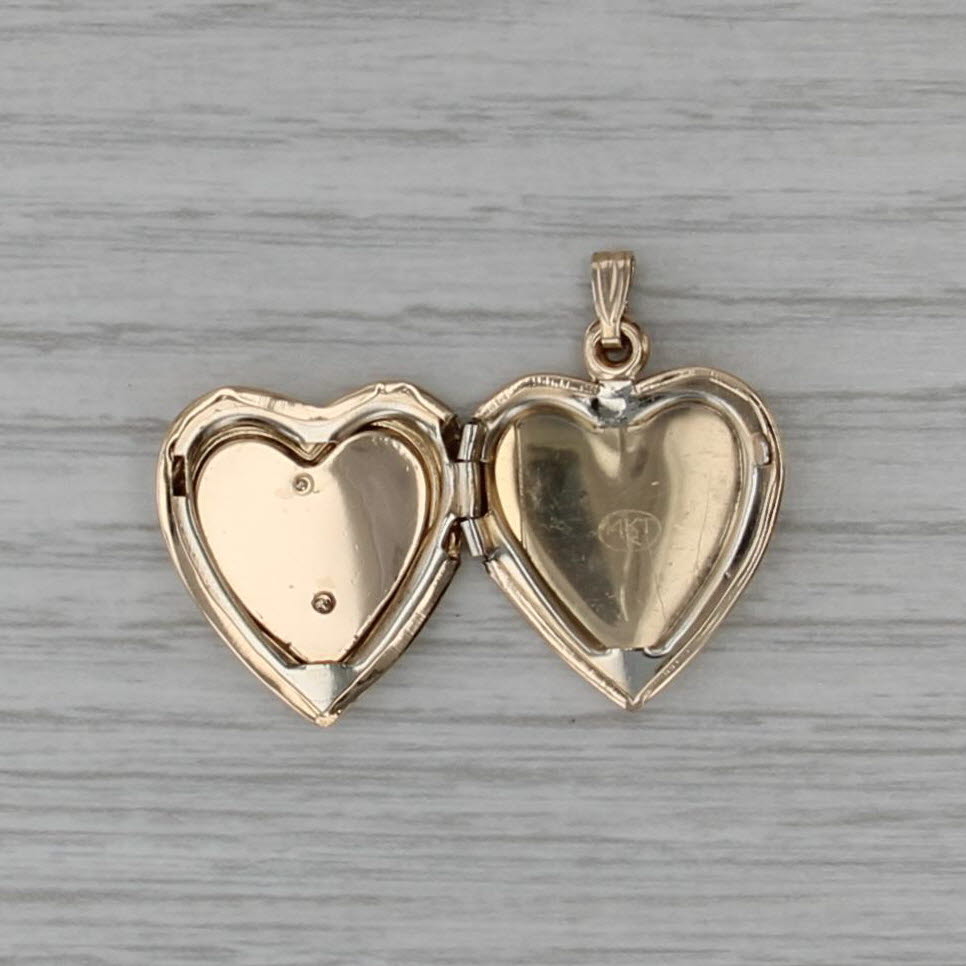Mother of Pearl "I Love You" Heart Picture Locket Pendant 14k Yellow Gold Opens
